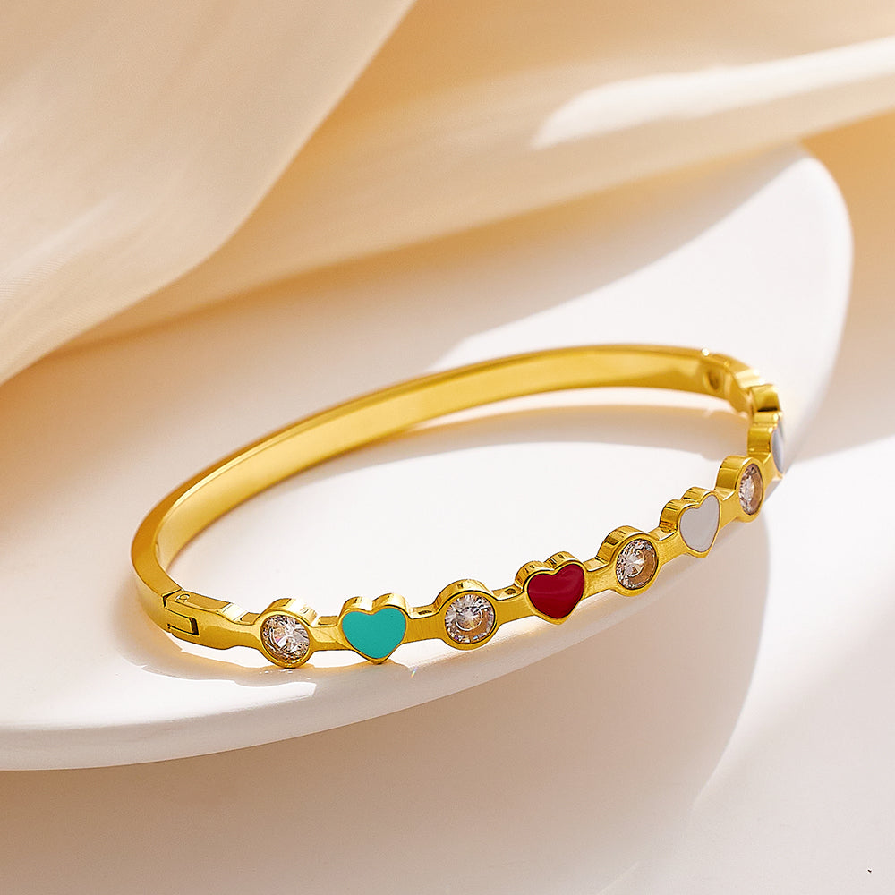 Edelstahlplattiertes 18 Karat Gold-Herz-Diamant-Armband