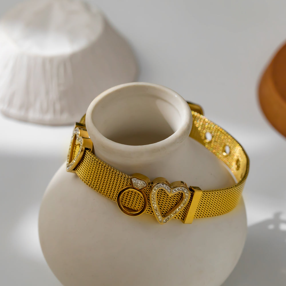 18K Gold Plated 316 Stainless Steel Heart Charm Bracelet – Waterproof, Hypoallergenic Women’s Wristband