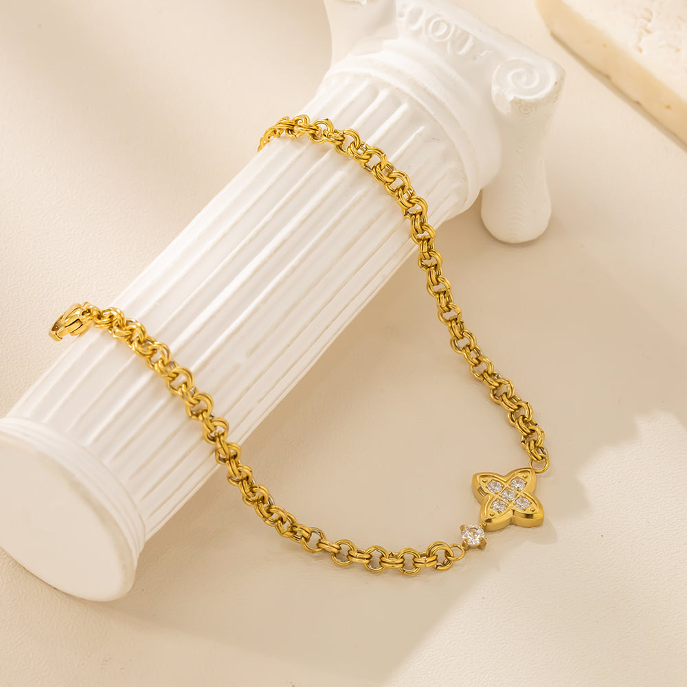 18K Gold Plated 316 Stainless Steel Four-Leaf Clover Bracelet with Crystal Accents – Waterproof & Hypoallergenic