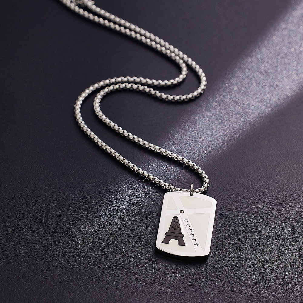 Collier pyramide pour homme en acier inoxydable plaqué or 18 carats