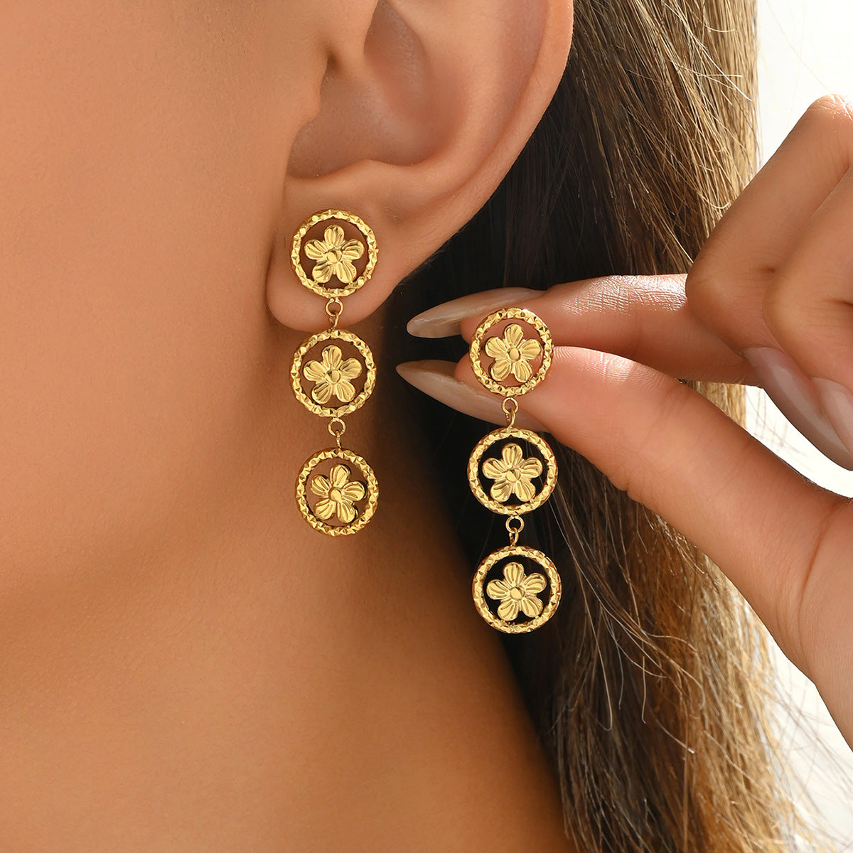 316 Stainless Steel 18K Gold Plated Five-Flower Earrings | Delicate & Chic Jewelry