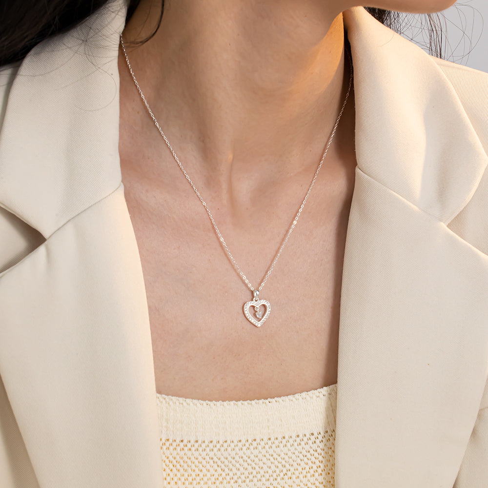 S925 Silver Sparkling Heart Zircon Necklace | Central Stone to Highlight Your Charm