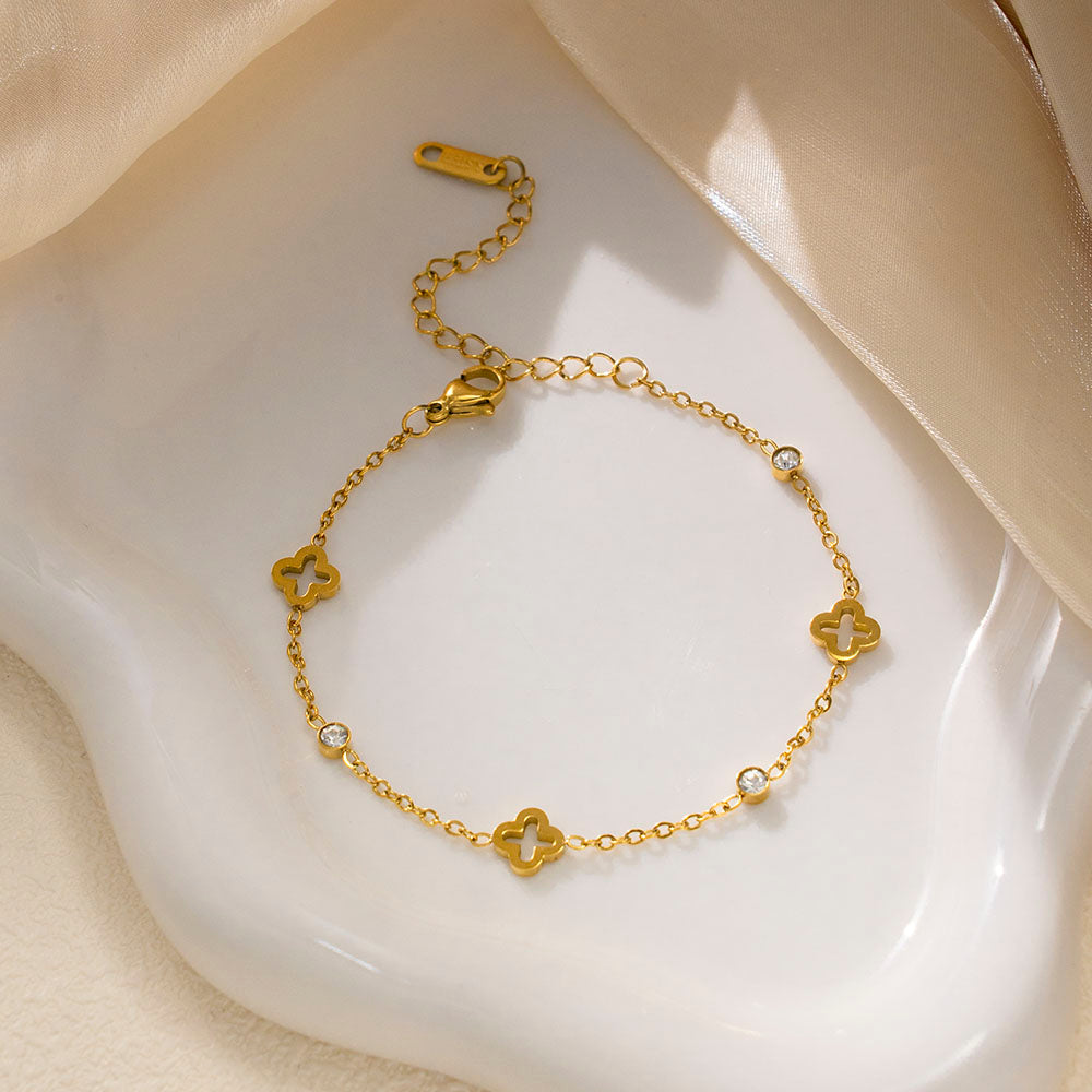 316 Stainless Steel 18K Gold Plated Hollow Four-Leaf Clover Bracelet | Lucky & Stylish Jewelry