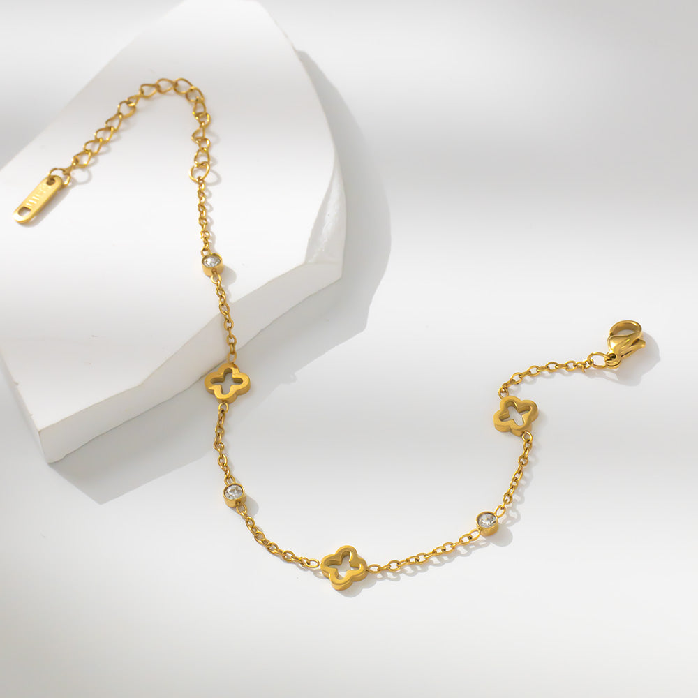 316 Stainless Steel 18K Gold Plated Hollow Four-Leaf Clover Bracelet | Lucky & Stylish Jewelry
