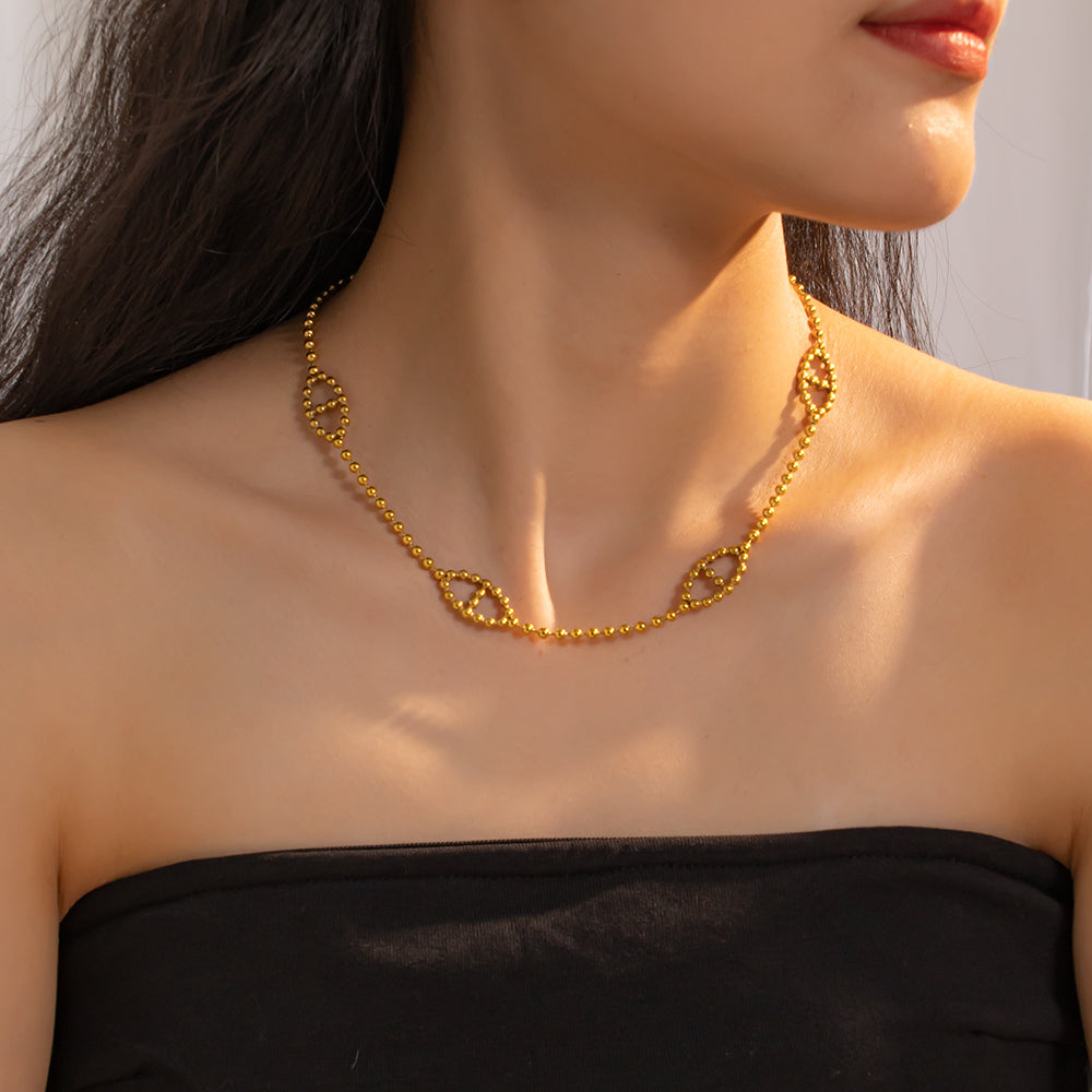 18K Gold-Plated Stainless Steel Necklace – Five Eye Charms, Stylish & Modern Jewelry