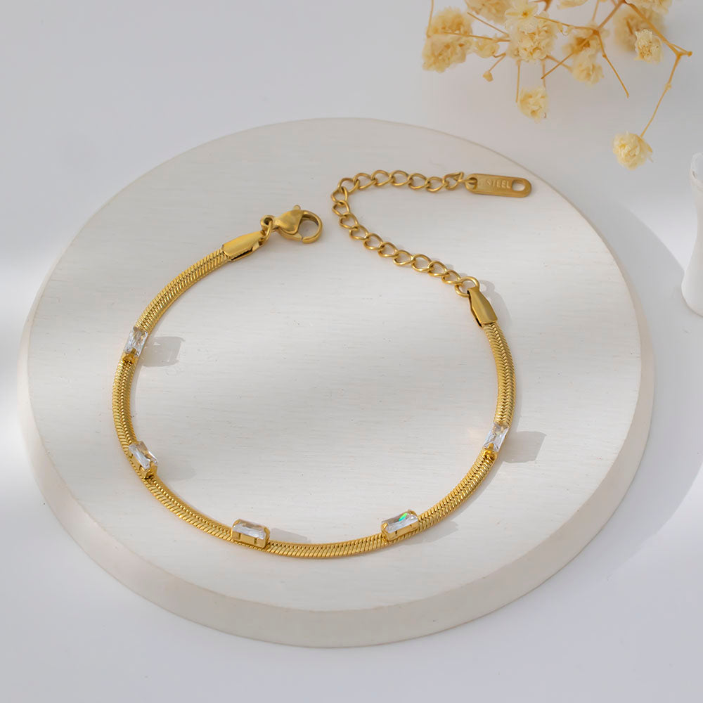 316L Stainless Steel Chain Bracelet with 5 Sparkling Zirconia – Fade Resistant & Hypoallergenic