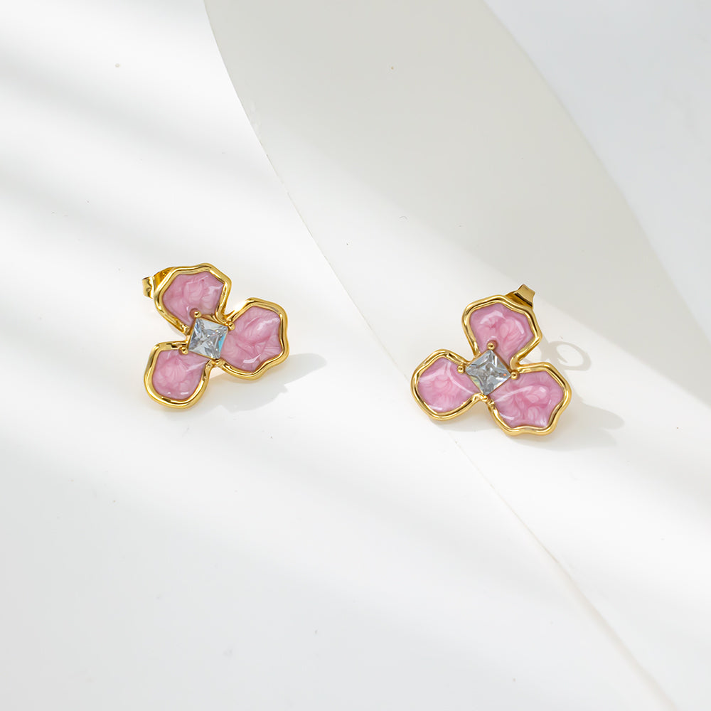 Three-Petal Flower Stud Earrings – 316L Stainless Steel, Hypoallergenic & Colorful Resin Design