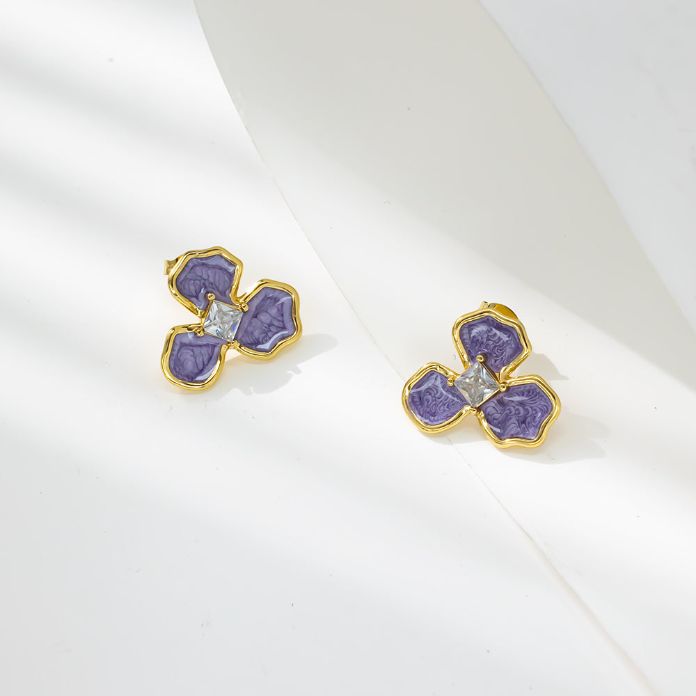 Three-Petal Flower Stud Earrings – 316L Stainless Steel, Hypoallergenic & Colorful Resin Design