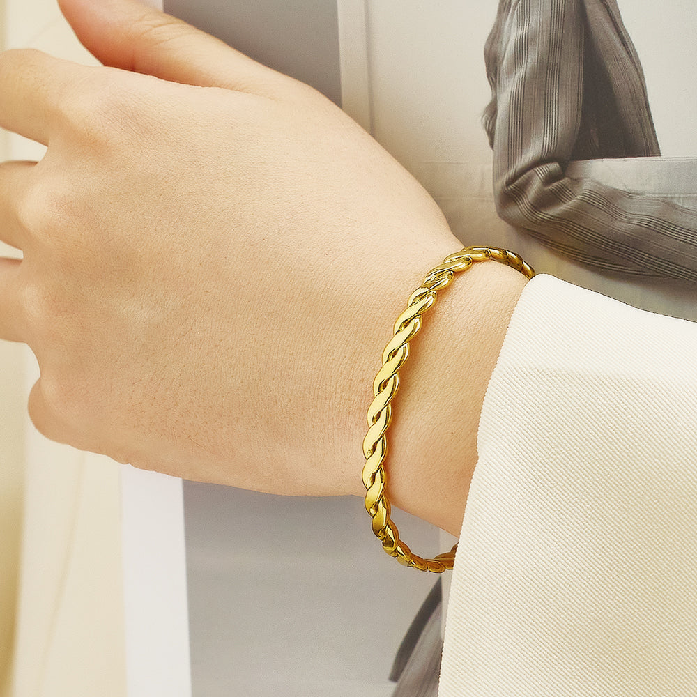 Stainless steel plated 18K gold twist C bracelet