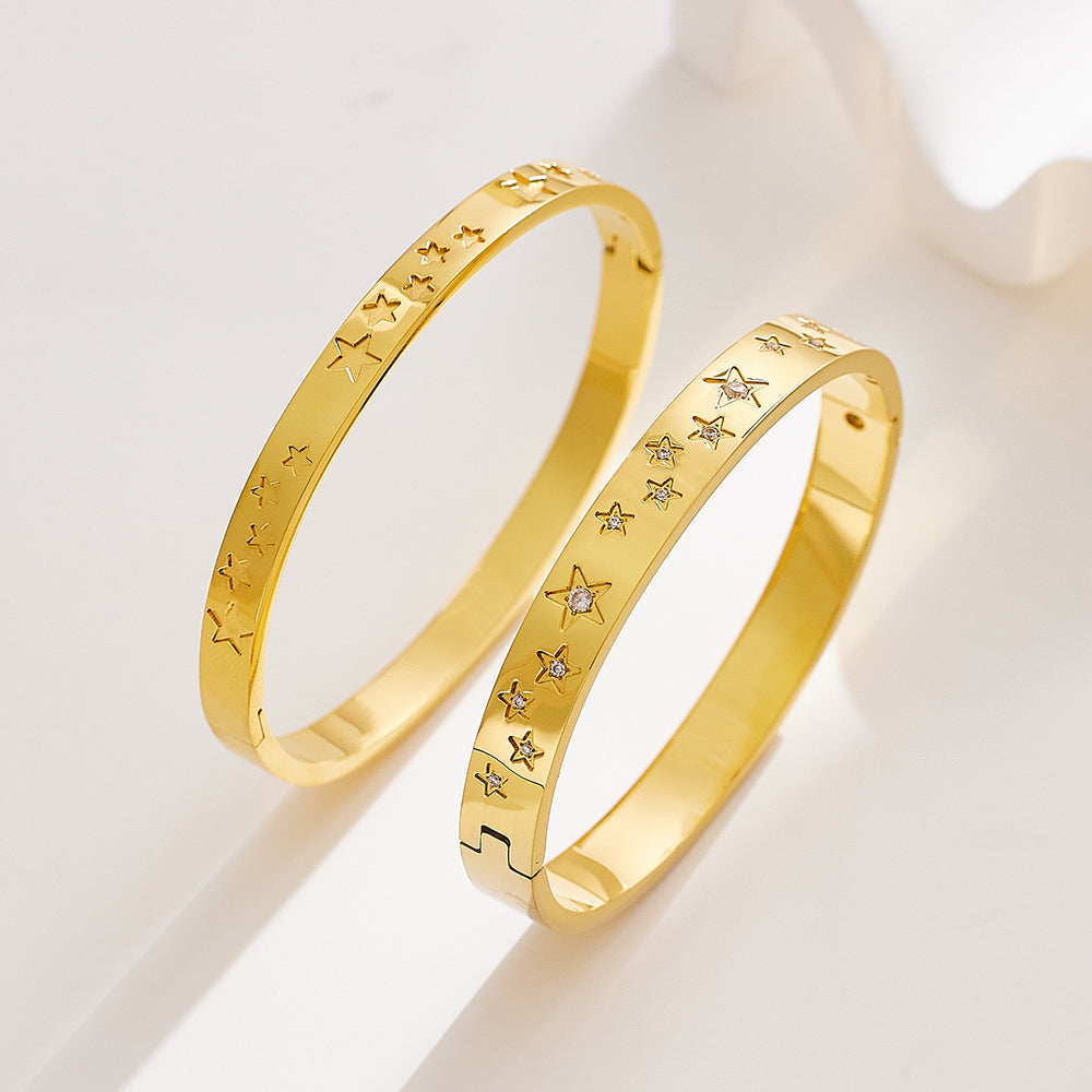 Armband aus Edelstahl mit 18 Karat Goldplattierung und fünfzackigem Stern und Diamanten