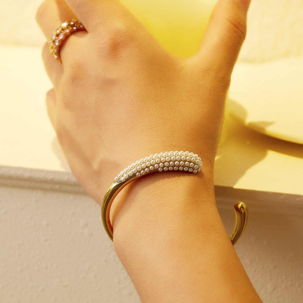 Bracelet en perles en acier inoxydable plaqué or 18 carats