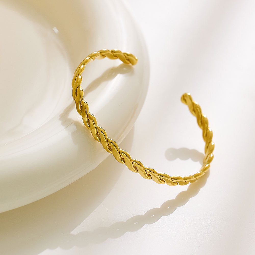 Stainless steel plated 18K gold twist C bracelet
