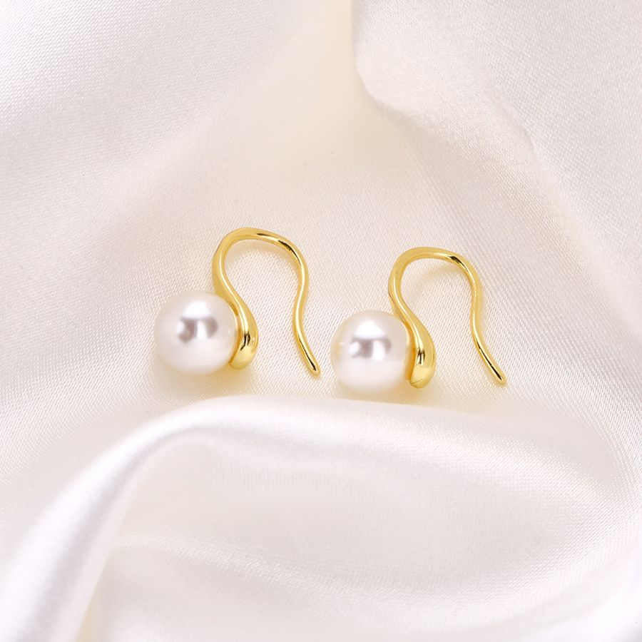 Boucles d'oreilles classiques en laiton plaqué or 18 carats et perles