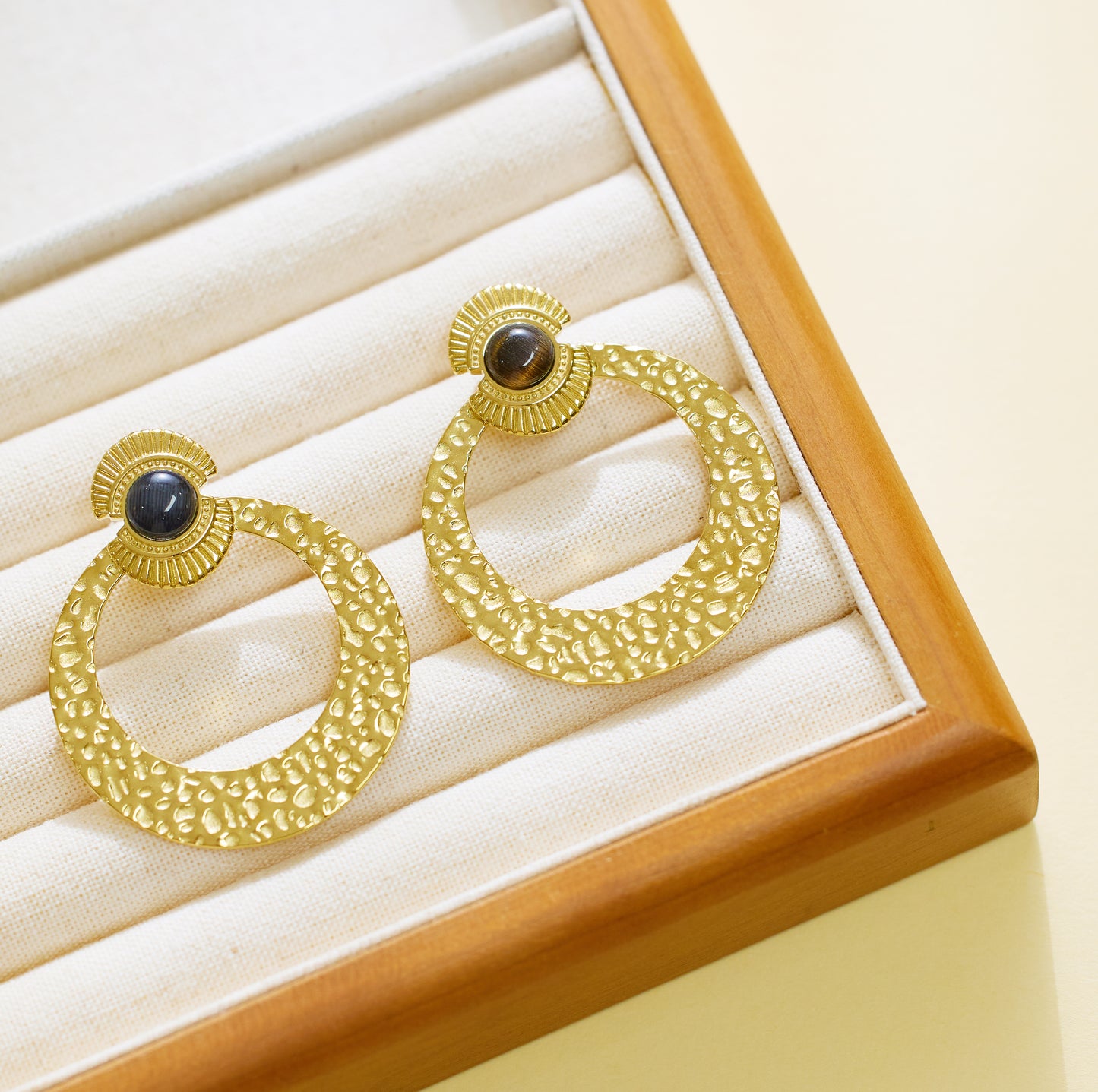 Stainless steel plated 18-karat gold hoop earrings