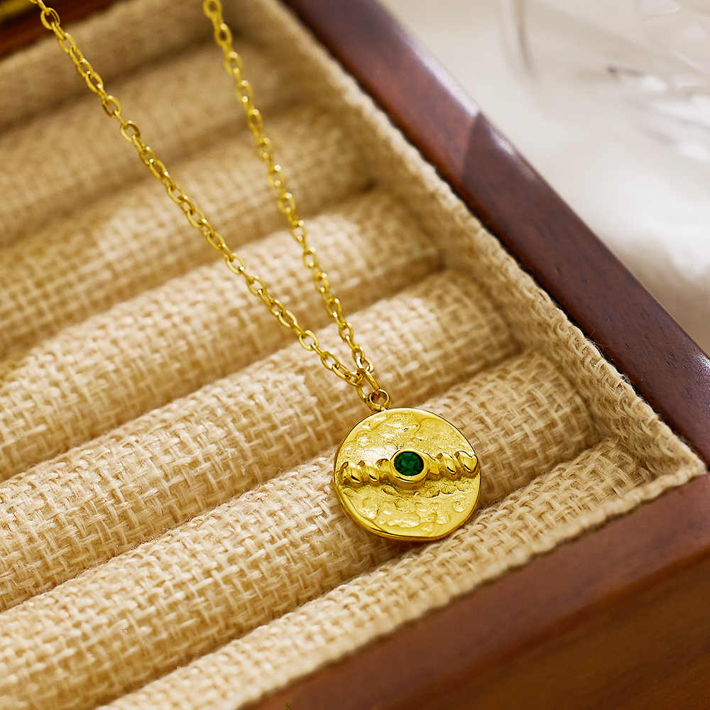Collier tournesol en acier inoxydable plaqué or 18 carats