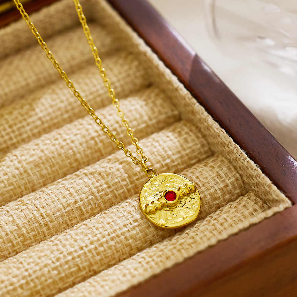 Collier tournesol en acier inoxydable plaqué or 18 carats