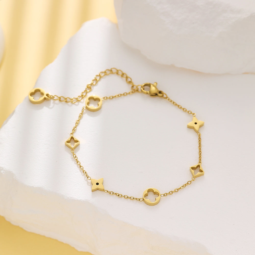 Armband aus Edelstahl mit 18 Karat Goldplattierung und vierblättrigem Kleeblatt