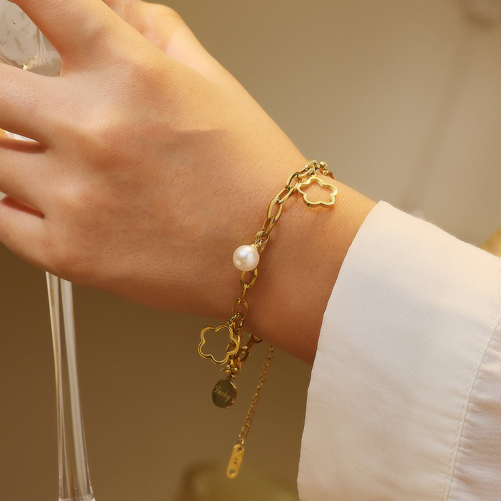 Beaded Flower Charm Bracelet – Everyday Wear Jewelry, Fade Resistant & Elegant