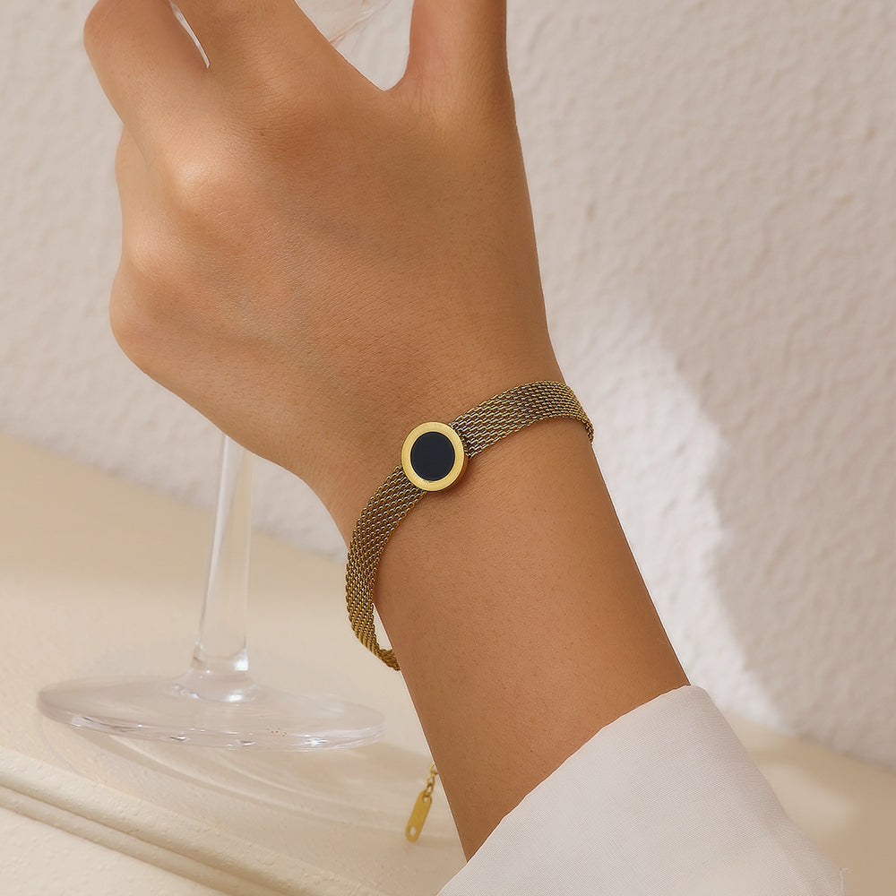 Black Circle Pendant Watch Strap Bracelet – Minimalist Stainless Steel Jewelry, Scratch Resistant & Comfortable