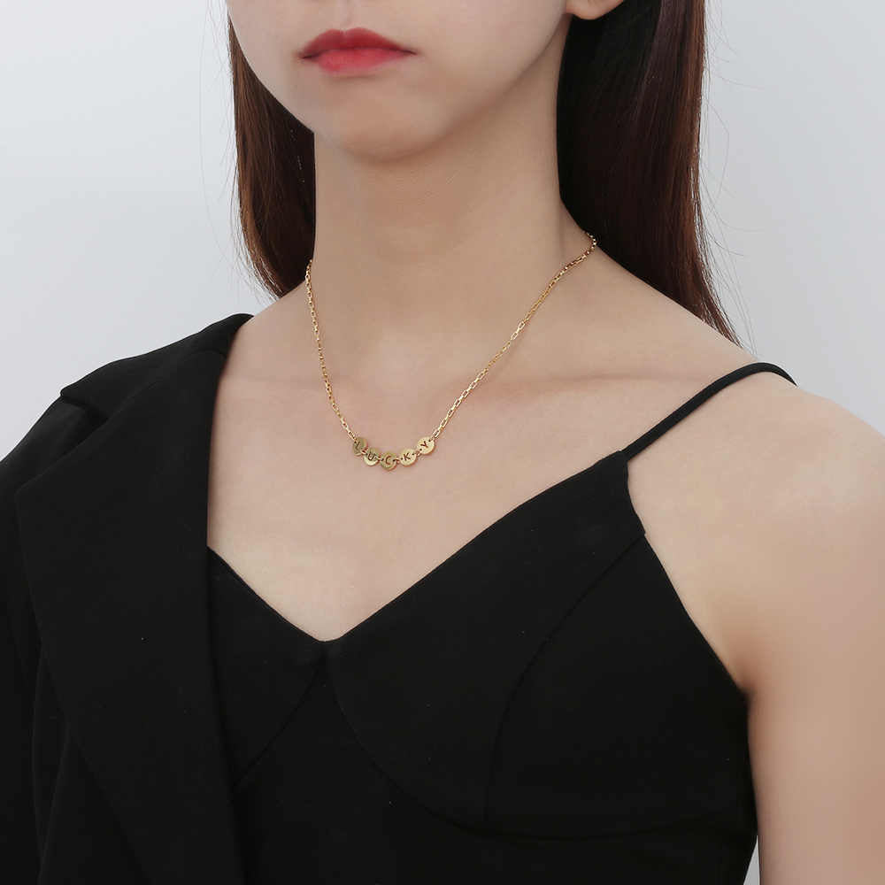 Collier lettre porte-bonheur en acier inoxydable plaqué or 18 carats