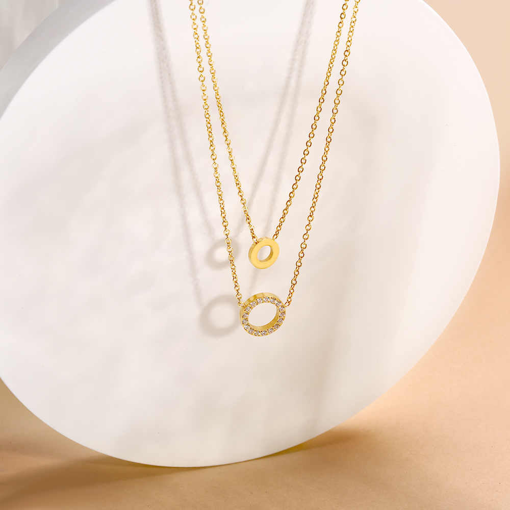 Collier double en acier inoxydable plaqué or 18 carats avec zircon rond