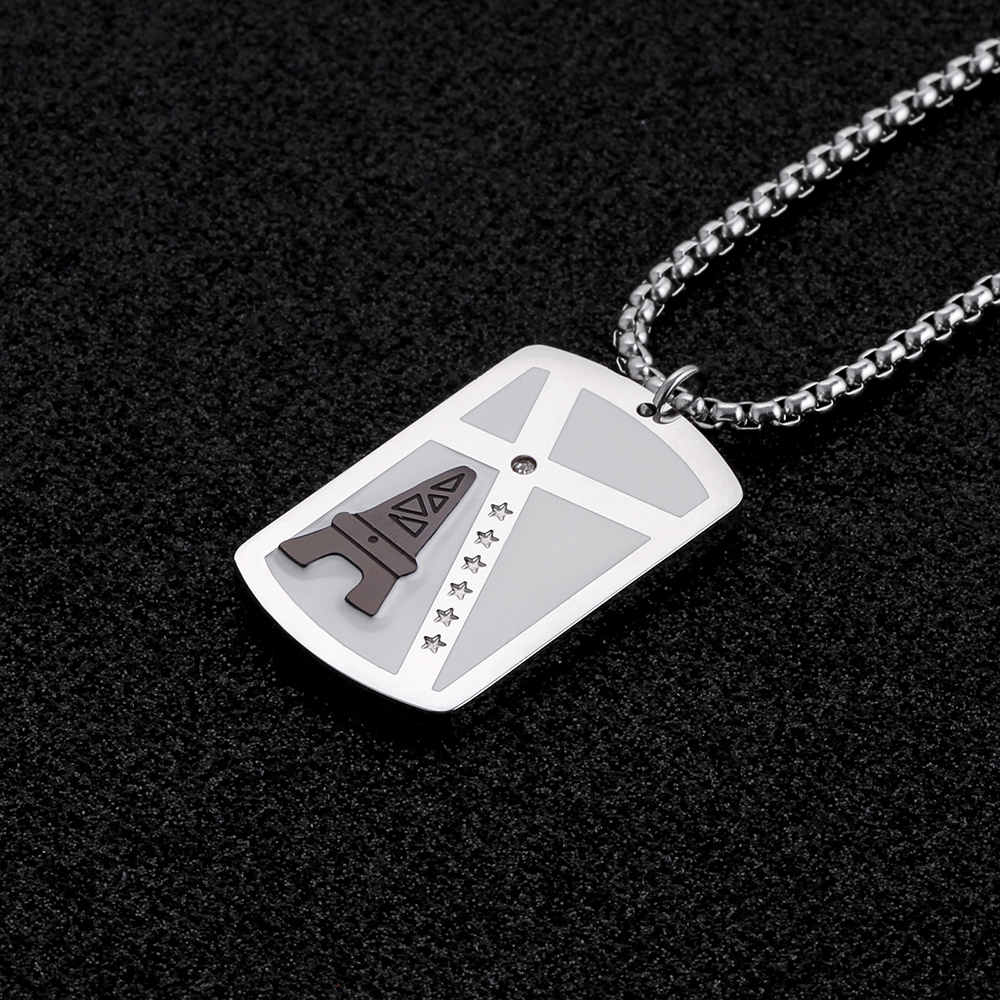 Collier pyramide pour homme en acier inoxydable plaqué or 18 carats