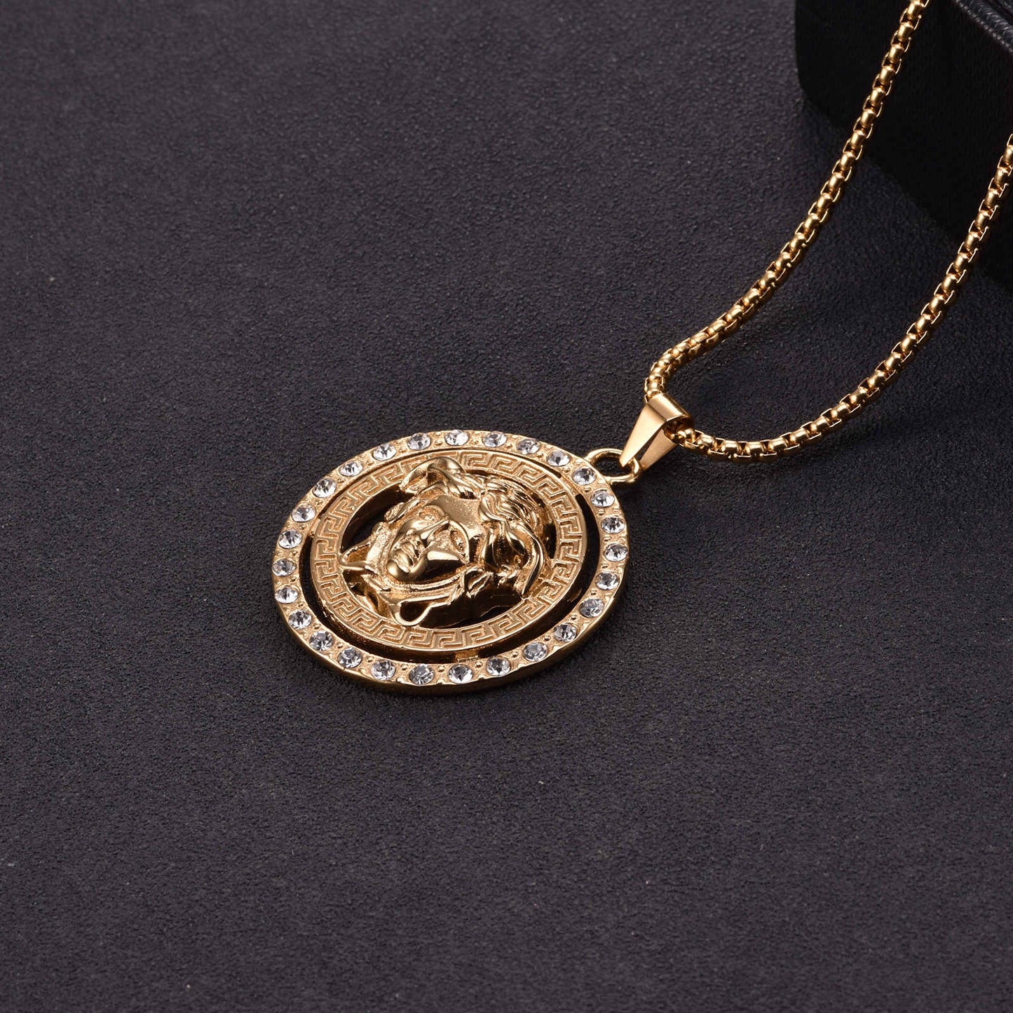 Collier de mode pour hommes en acier inoxydable plaqué or 18 carats