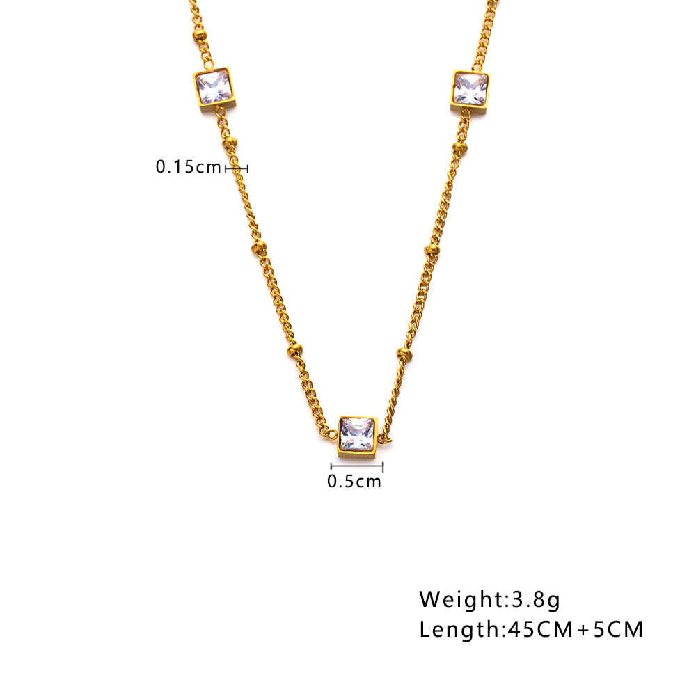 Collier en acier inoxydable et zircons plaqués or 18 carats