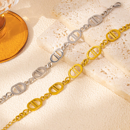 Personalized Letter Bracelet · 316 Stainless Steel · 18K Gold Plated · Waterproof & Fade-Resistant