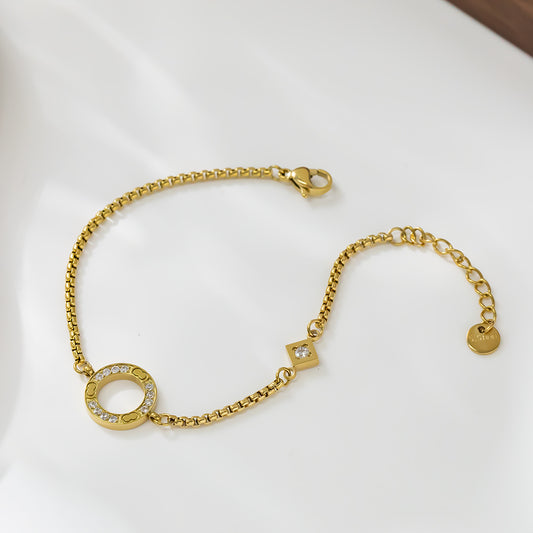 18K Gold Plated 316 Stainless Steel Bracelet with Round Crystal Pave Pendant – Waterproof & Hypoallergenic