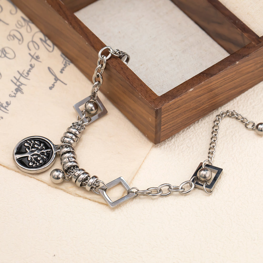 Tree of Life Pendant Bracelet – Handcrafted Chain, Meaningful & Elegant