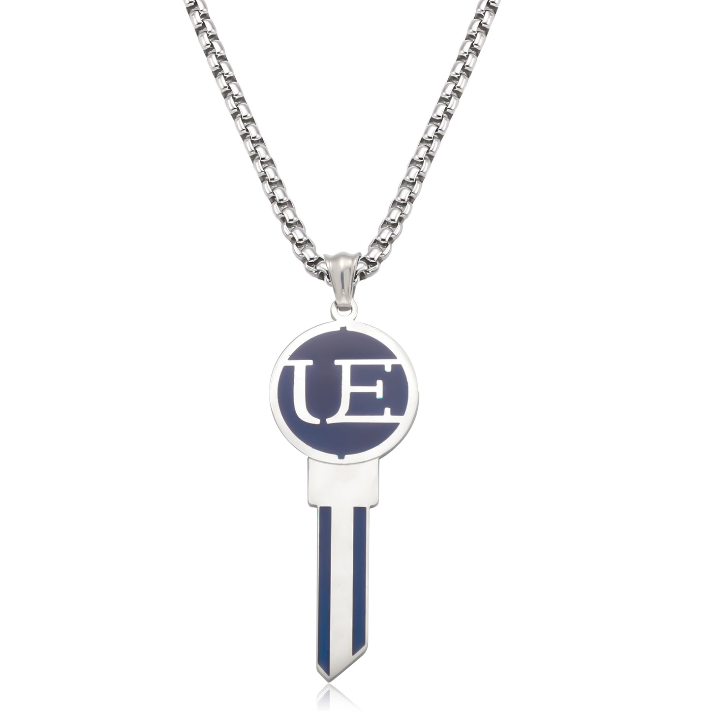 Key Pendant Necklace – Elegant & Symbolic Design