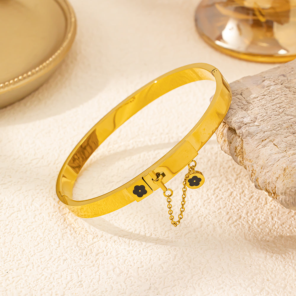 316 Stainless Steel 18K Gold Plated Flower Bangle | Elegant & Delicate