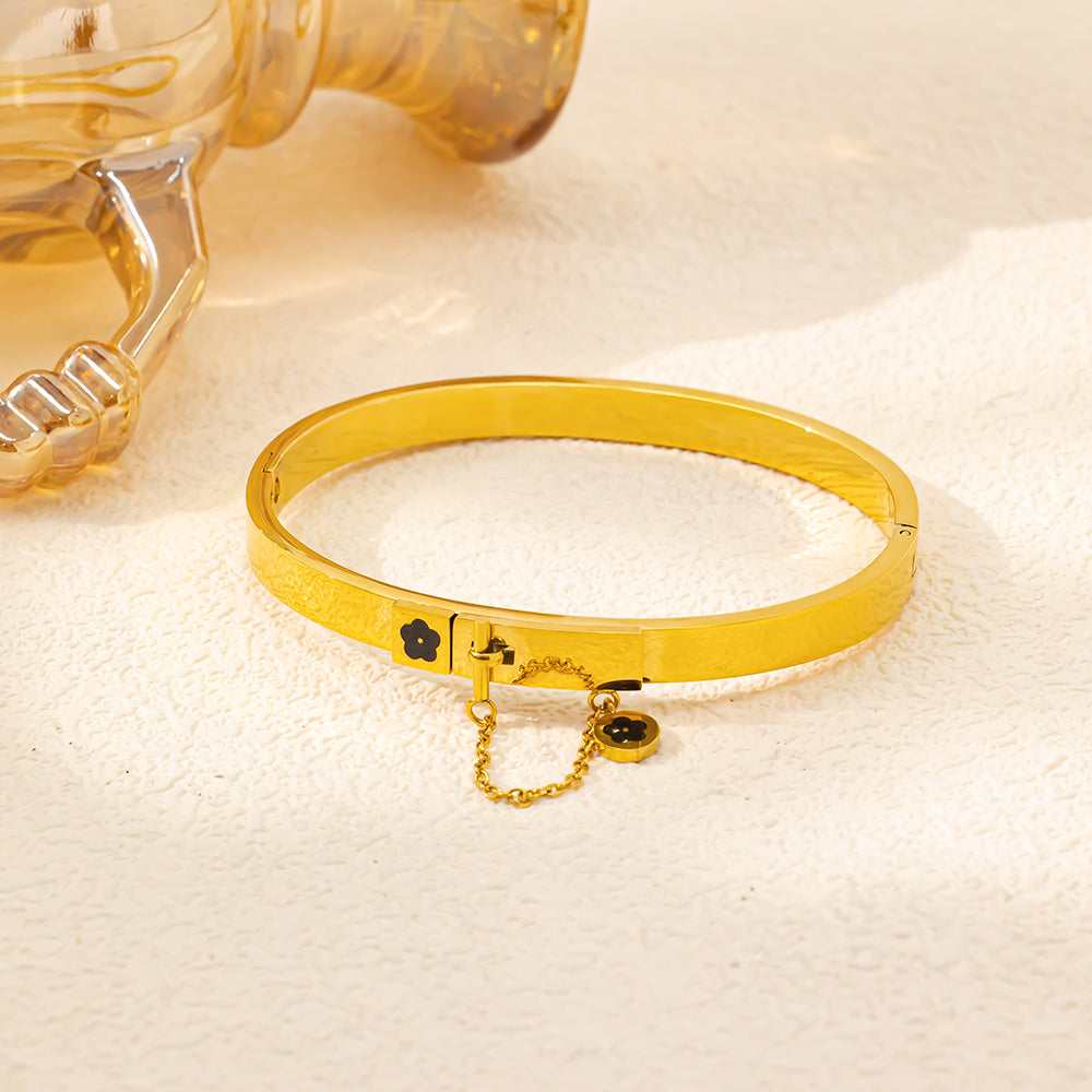 316 Stainless Steel 18K Gold Plated Flower Bangle | Elegant & Delicate