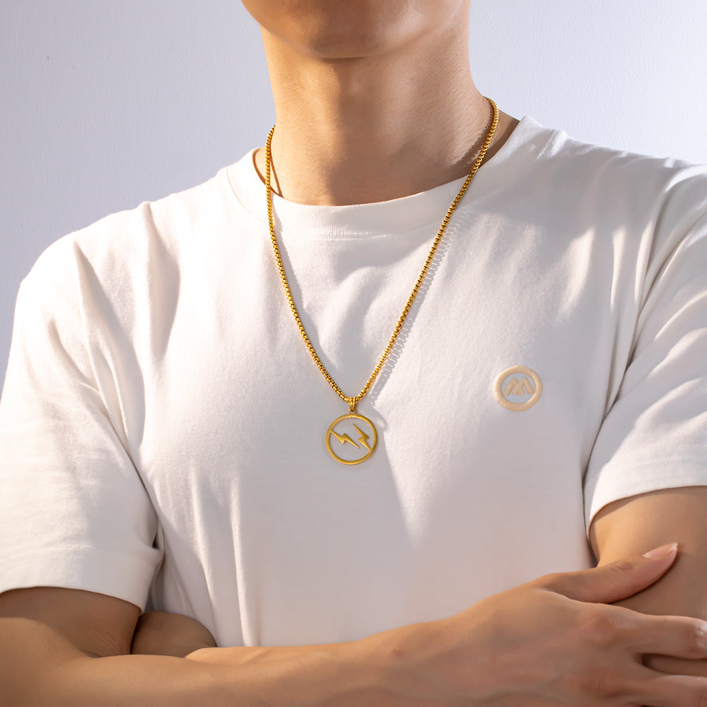 Hollow Shiny Necklace – 18K Gold Plated 316 Stainless Steel, Elegant & Eye-Catching