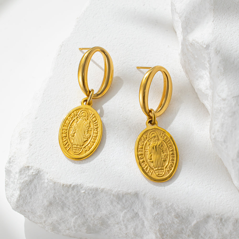 18K Gold-Plated Stainless Steel Earrings – Delicate & Stylish Studs