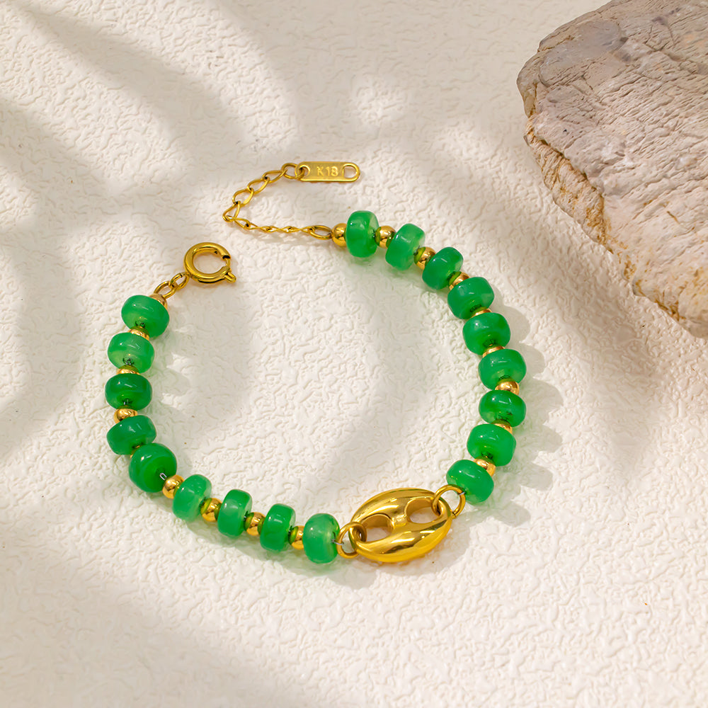 Green Chalcedony Bracelet – Elegant & Natural Accessory