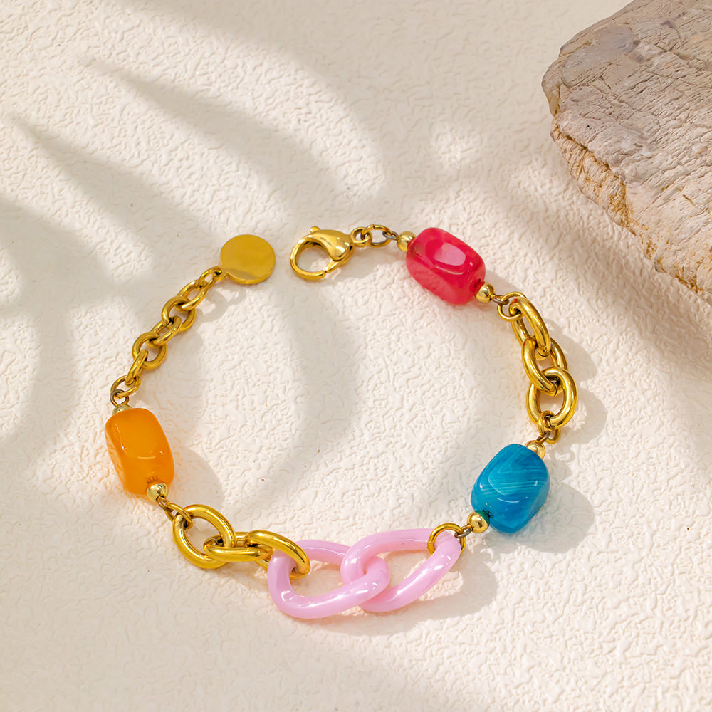 Colorful Agate & Pink Ceramic Bracelet with Gold-Plated Chain – Elegant & Playful
