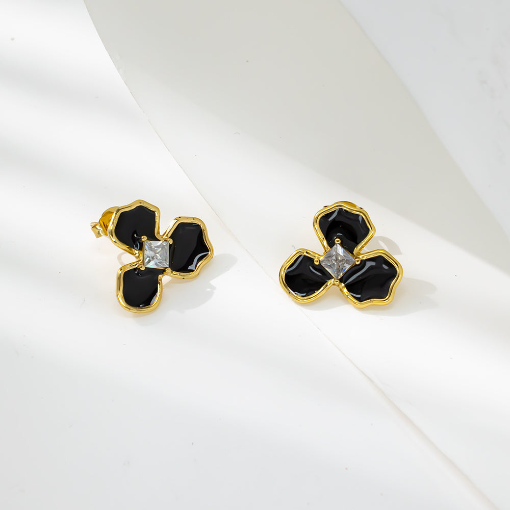 Three-Petal Flower Stud Earrings – 316L Stainless Steel, Hypoallergenic & Colorful Resin Design