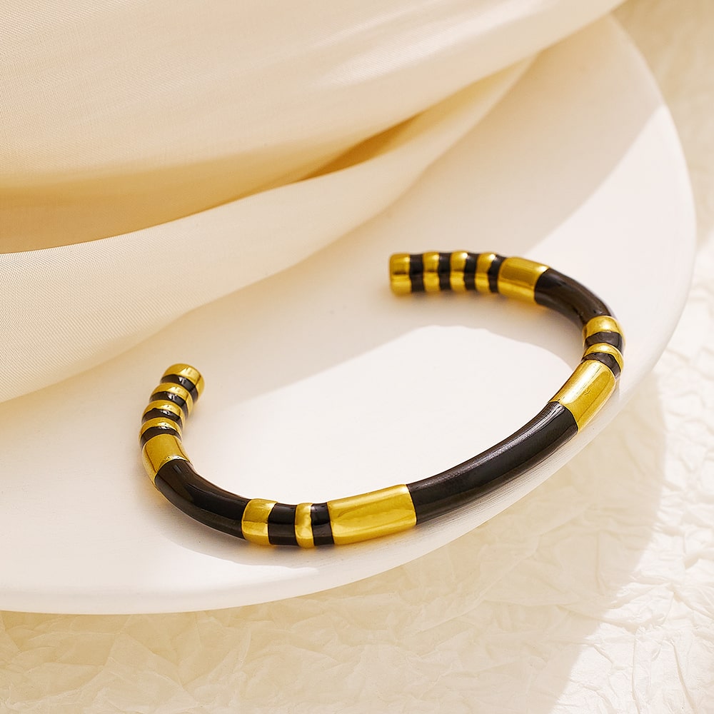 Vintage Luxury Enamel Stainless Steel  Bangle