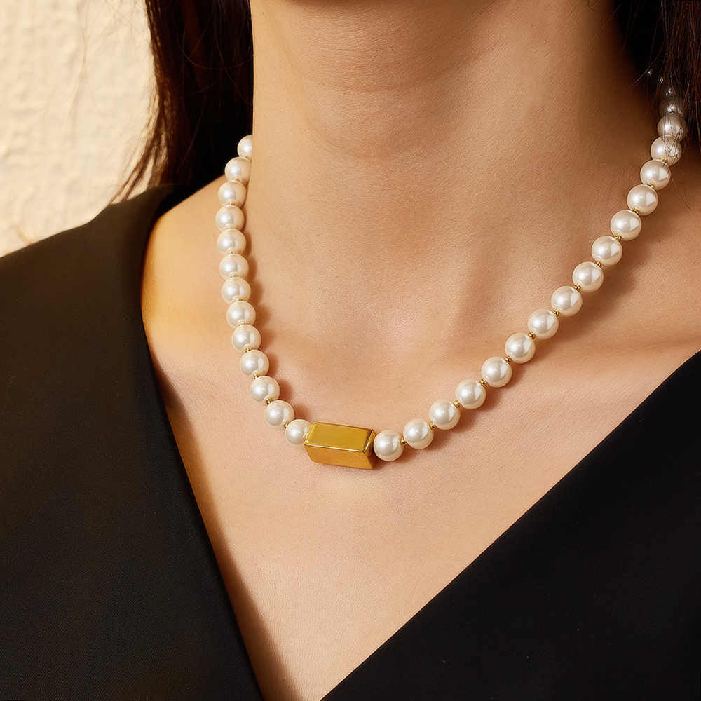 Stainless steel 18K gold plated waterproof pearl necklace