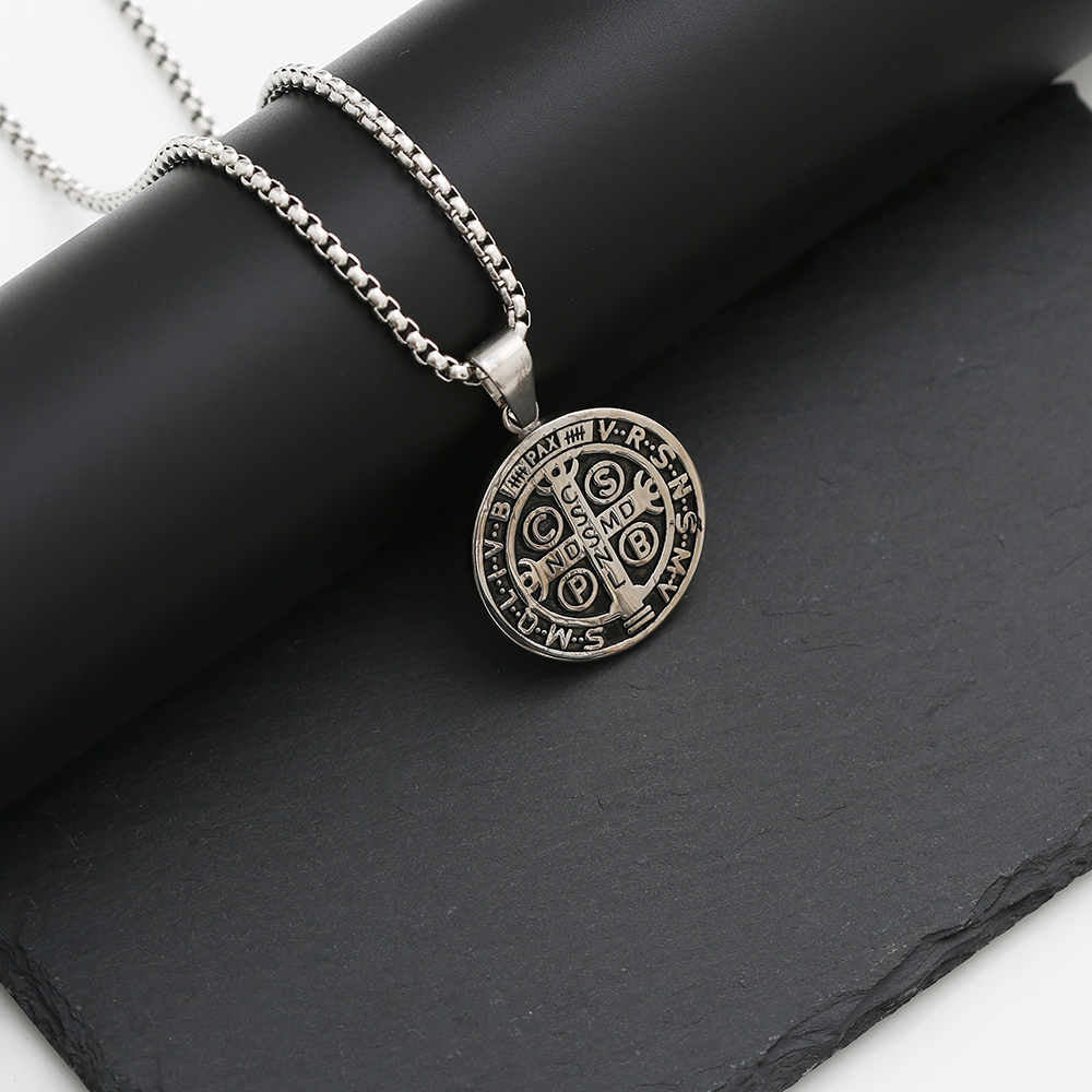 Men's Classic Stainless Steel 18K Gold Plated Creative Style Design Necklace