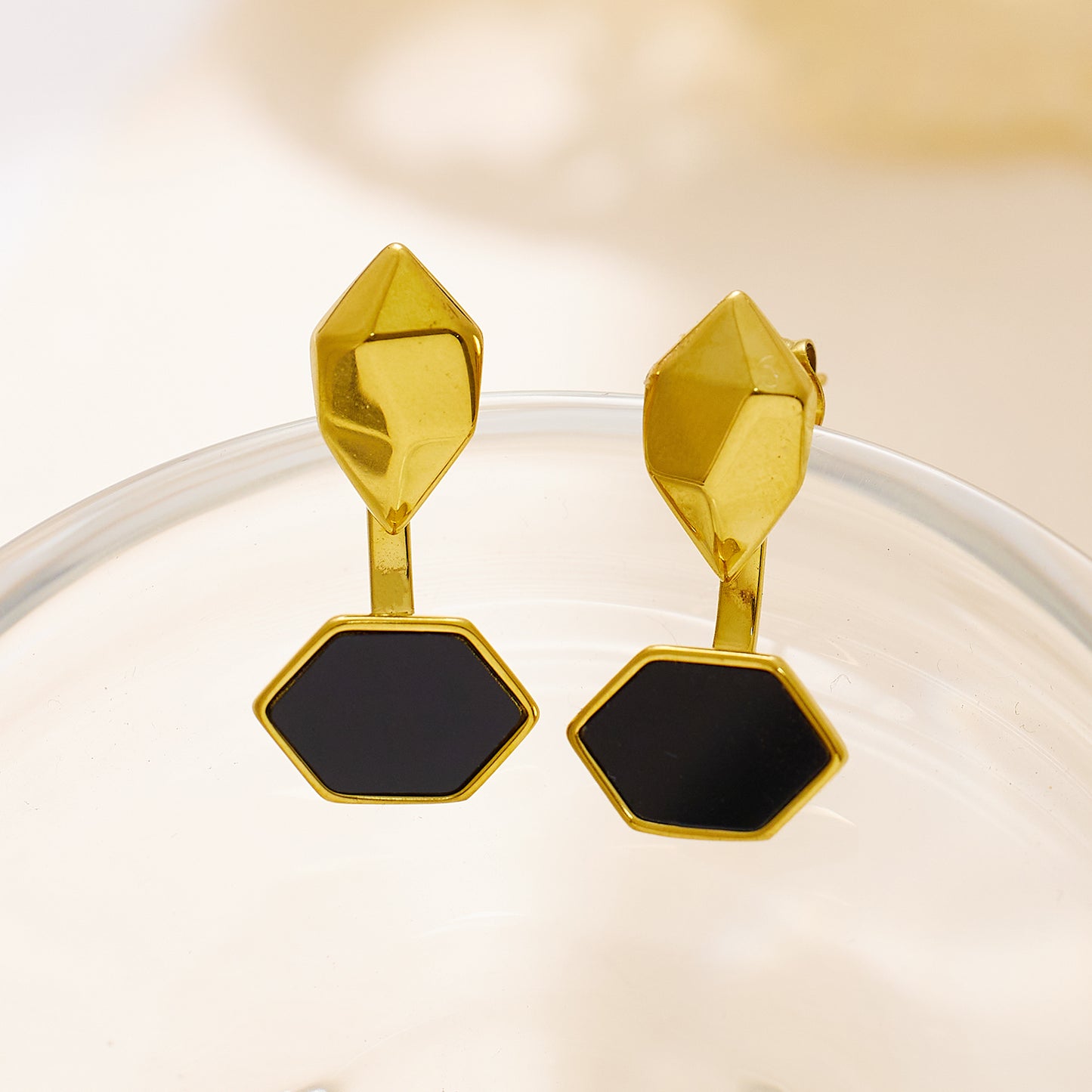 High sensitivity earrings in stainless steel plated 18K gold