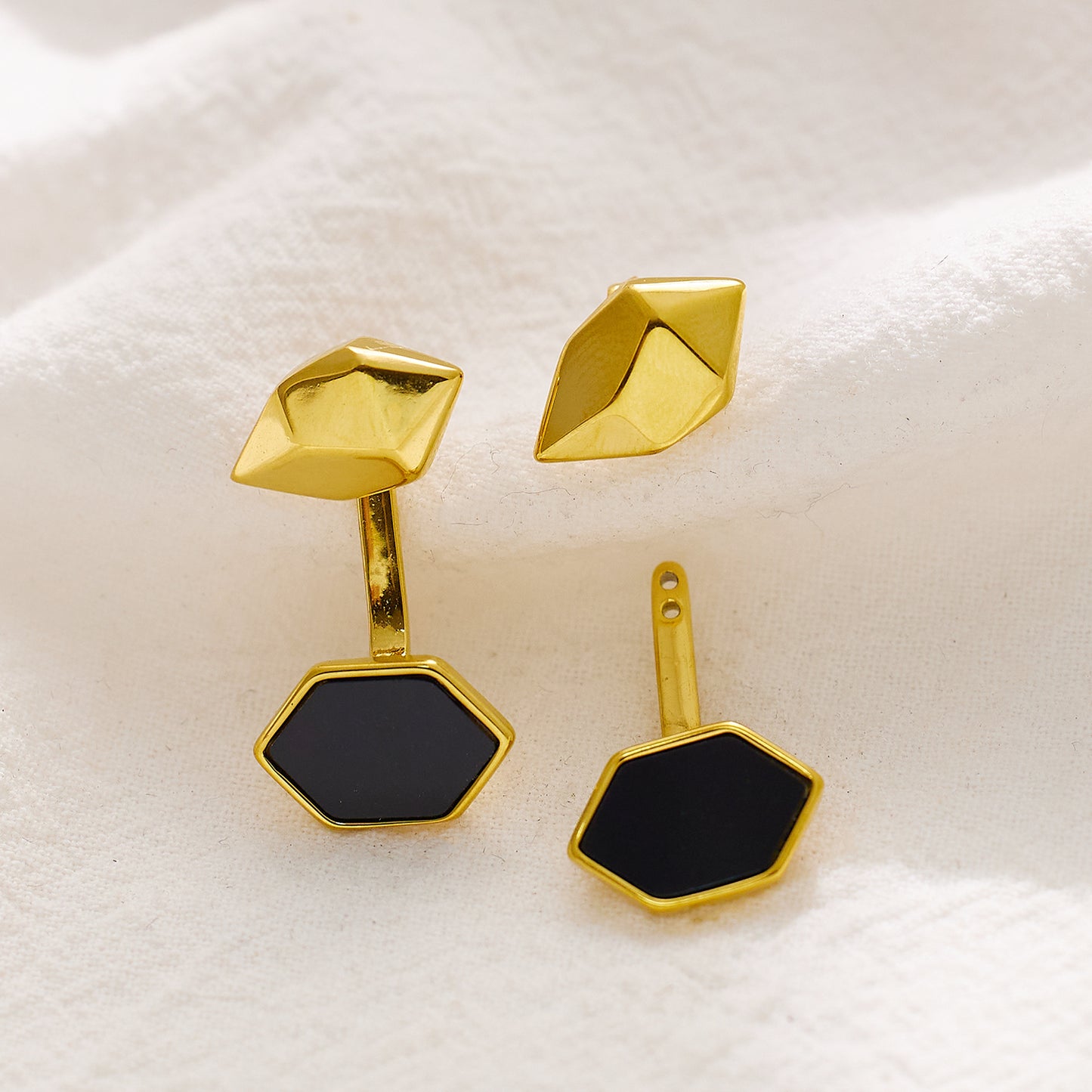 High sensitivity earrings in stainless steel plated 18K gold