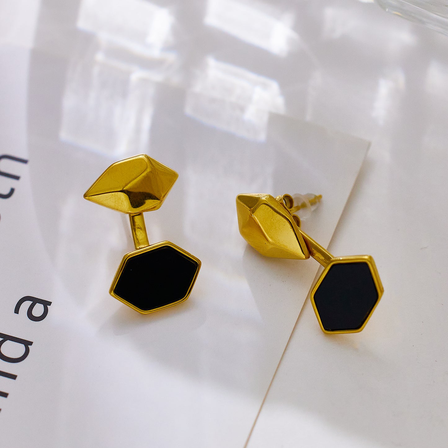 High sensitivity earrings in stainless steel plated 18K gold