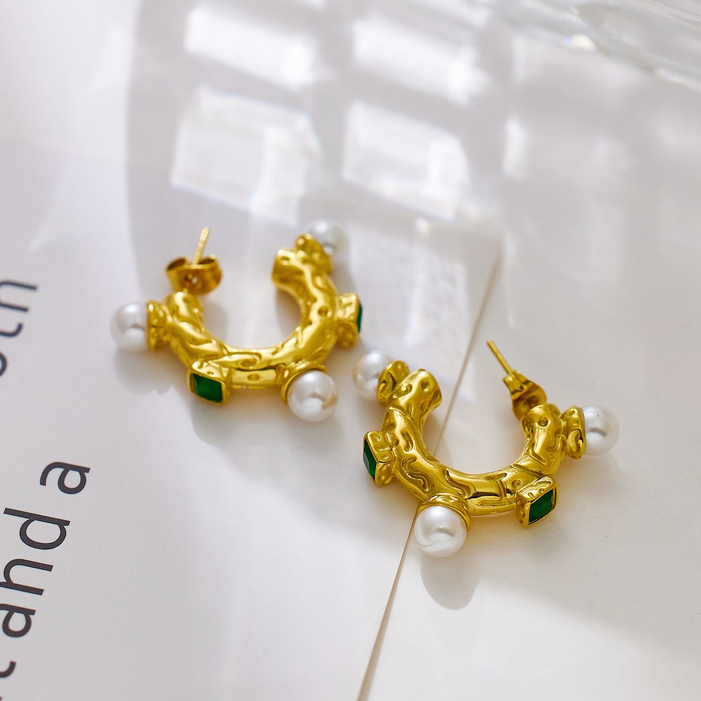 Stainless steel plated 18-karat gold with pearl earrings