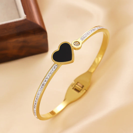 Stainless steel plated 18K gold heart bracelet with diamond