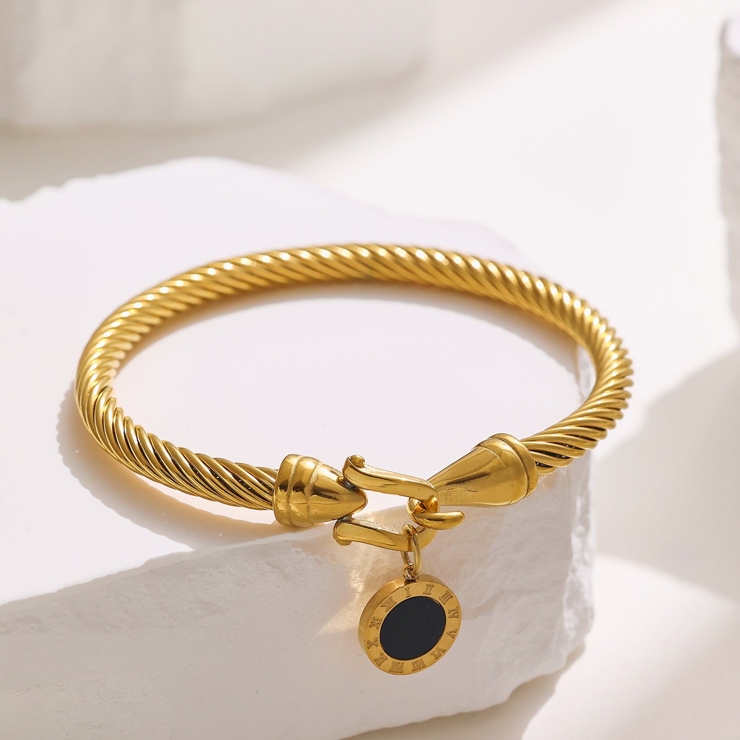 Stainless steel plated 18K gold bracelet with rope