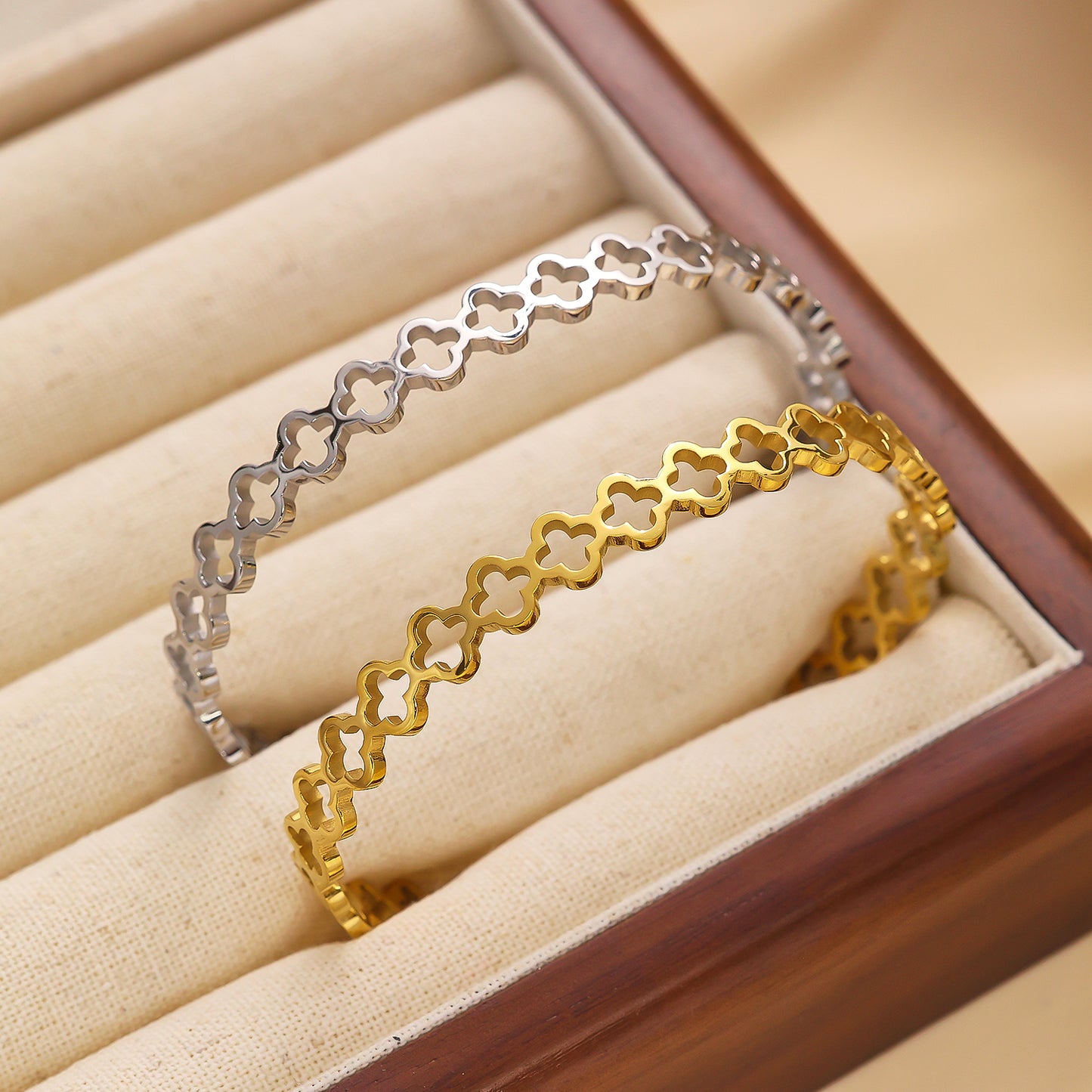 Stainless steel plated 18-karat gold half-open bracelet