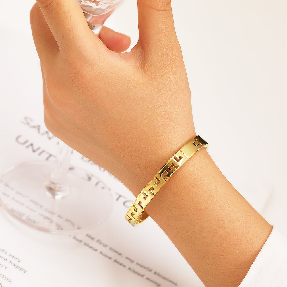 Stainless steel plated 18K gold light luxury gold bracelet